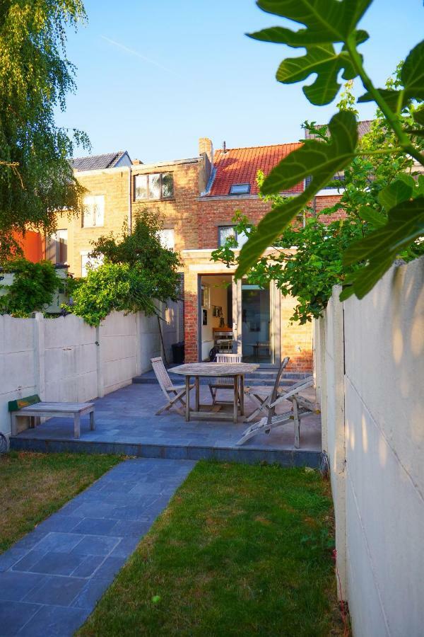 Westfront Villa Brujas Exterior foto